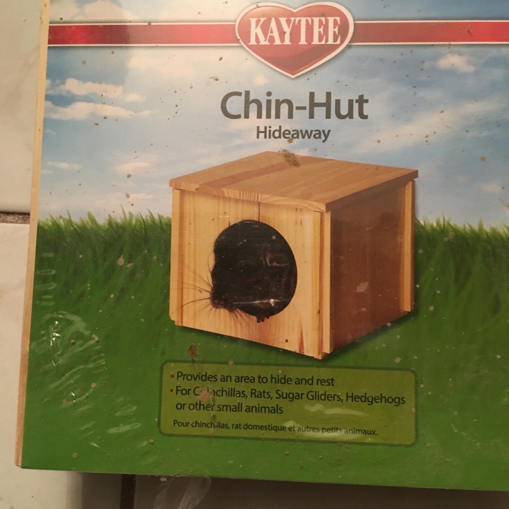 NWT Chinchilla Hut by Kaytee